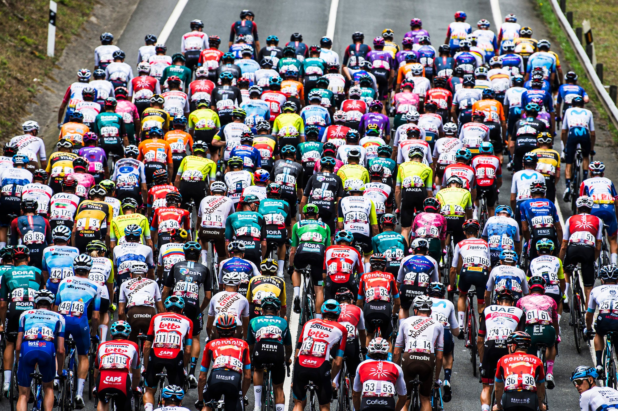 Covid casualties remain major concern for Vuelta a España