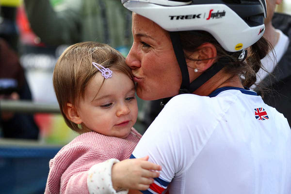 "I'll be back soon. Count on me" – Changing perceptions of motherhood in cycling