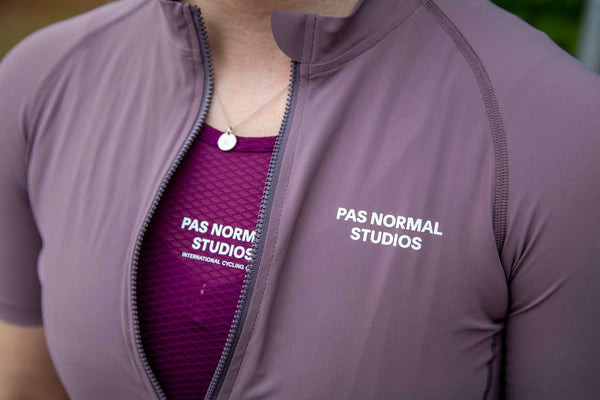 Review: Pas Normal Studios Women’s Essential Collection – does performance match aesthetics?