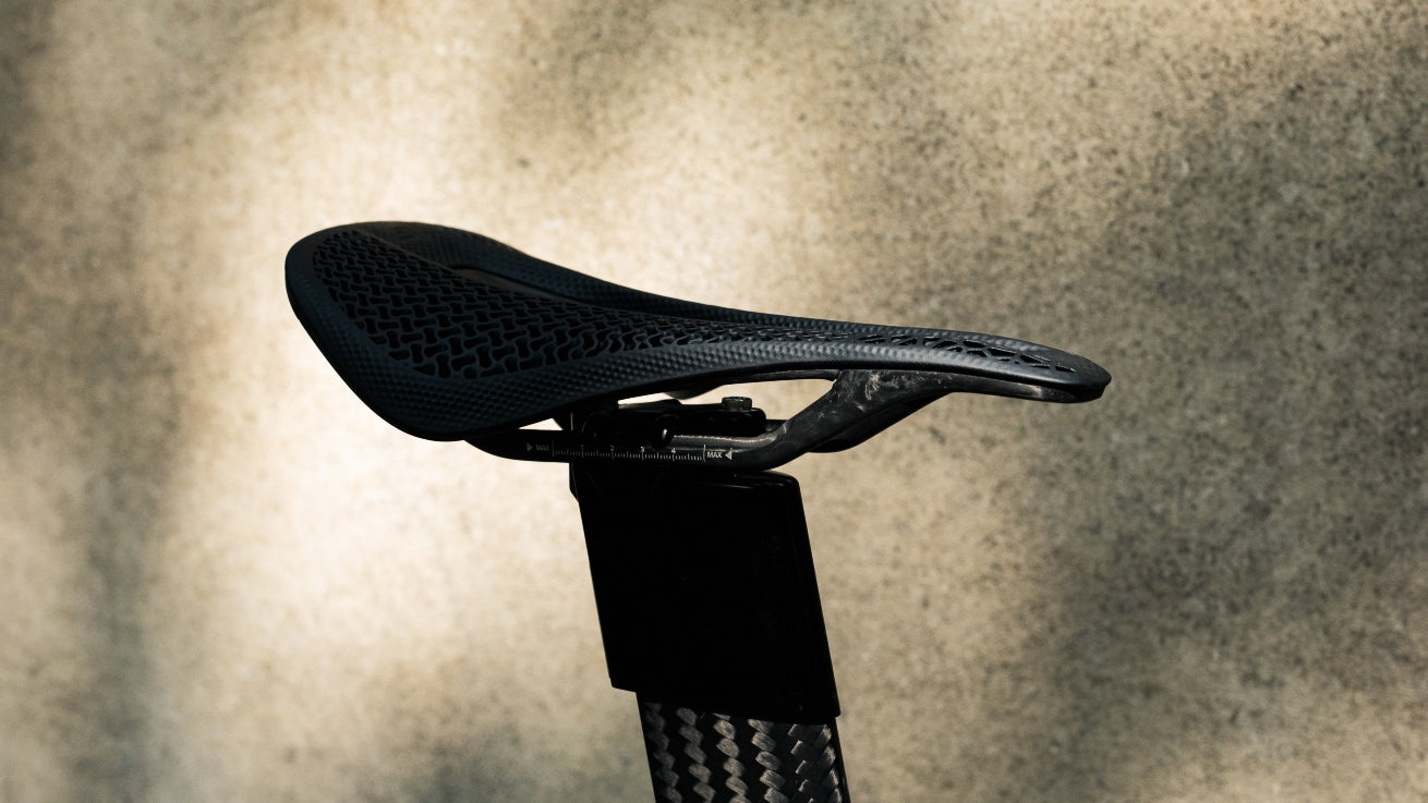 Cadex Amp 3D saddle hero image