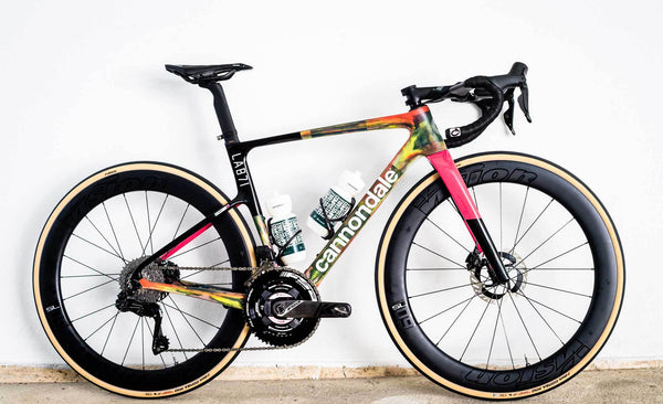 Bici da Pro: La Cannondale Supersix Evo Lab71 aero e tie-dye di Ben Healy | Giro 2023