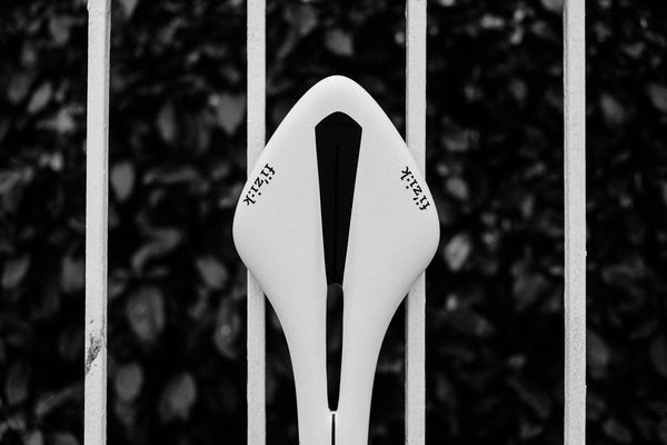Comfort seating: fi’zi:k Open White saddle