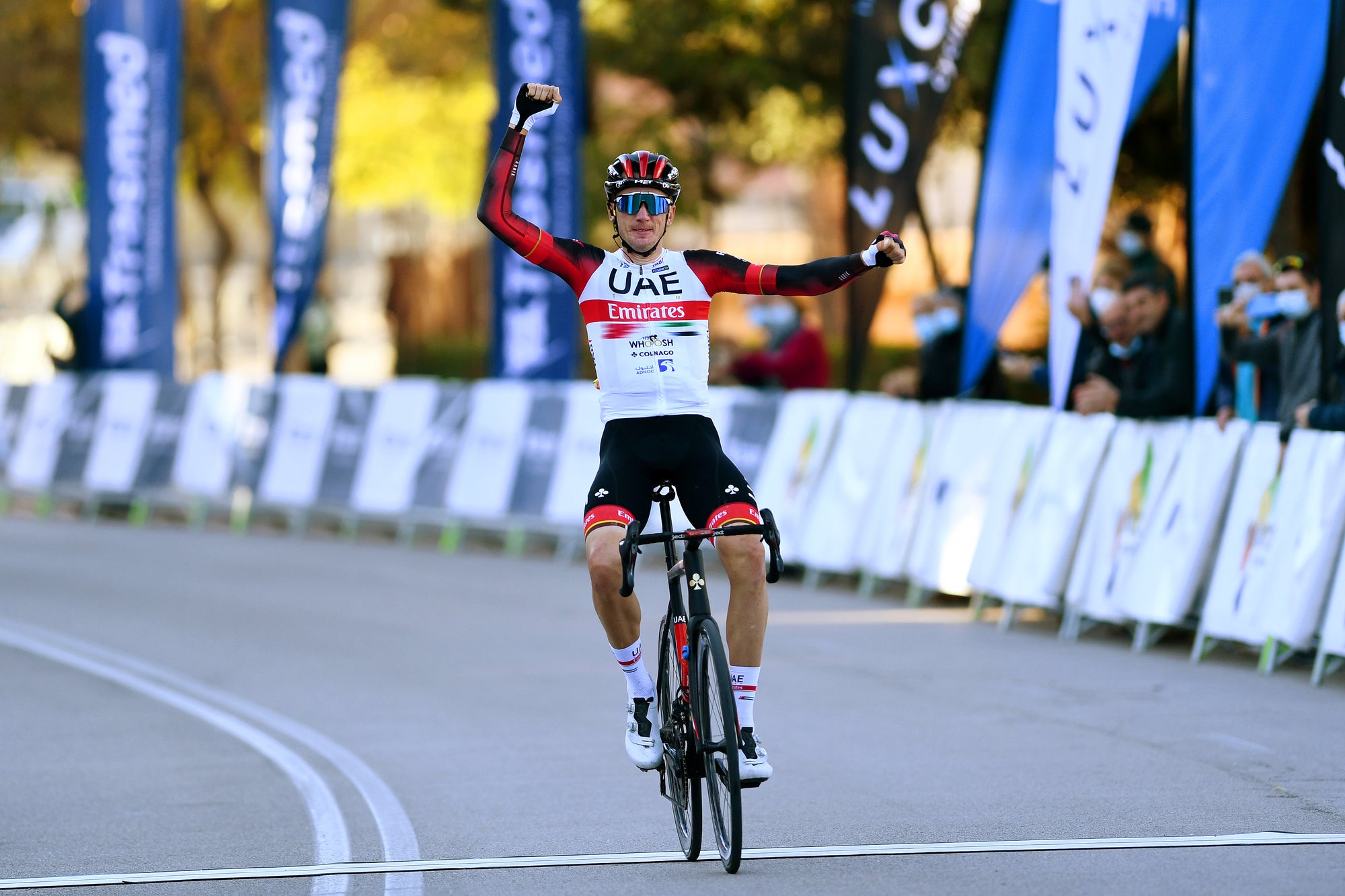 How pro cyclists test their fitness, with UAE Team Emirates