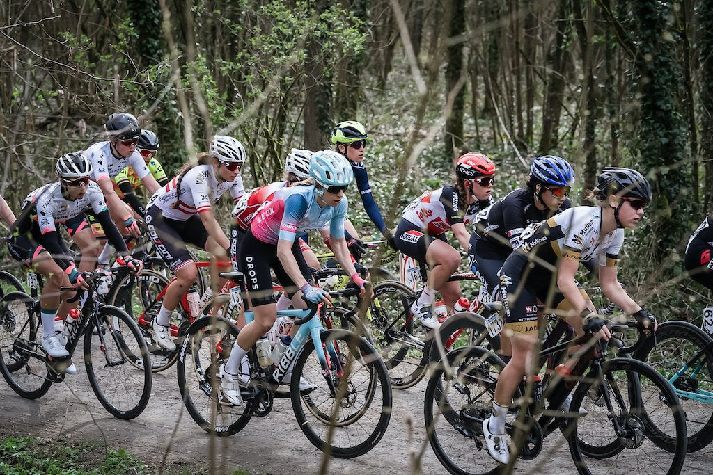 Le Col expand their support of Drops-Le Col s/b Tempur