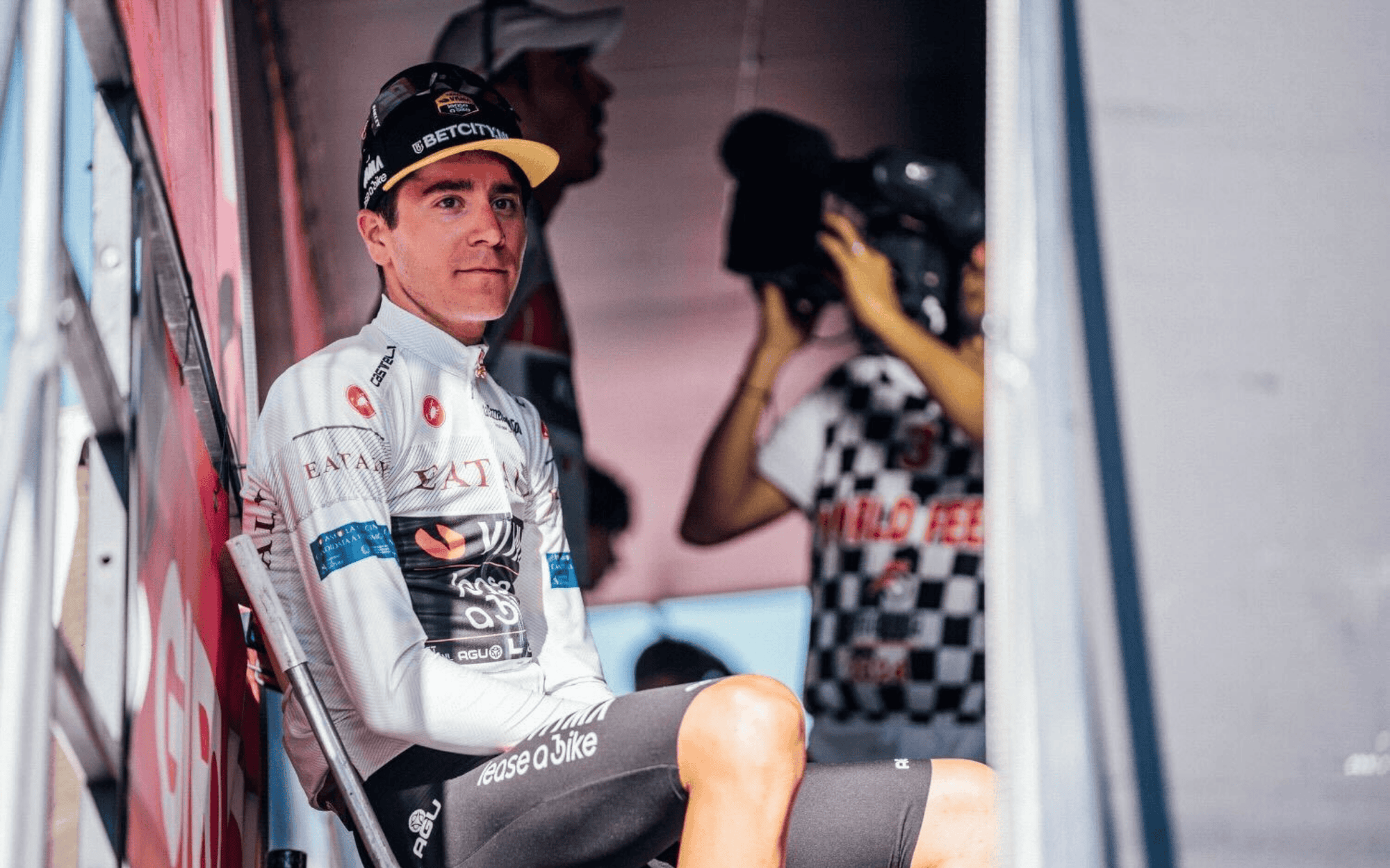 'Visma's philosophy doesn't work for everyone': Why Cian Uijtdebroeks broke his contract again to join Movistar
