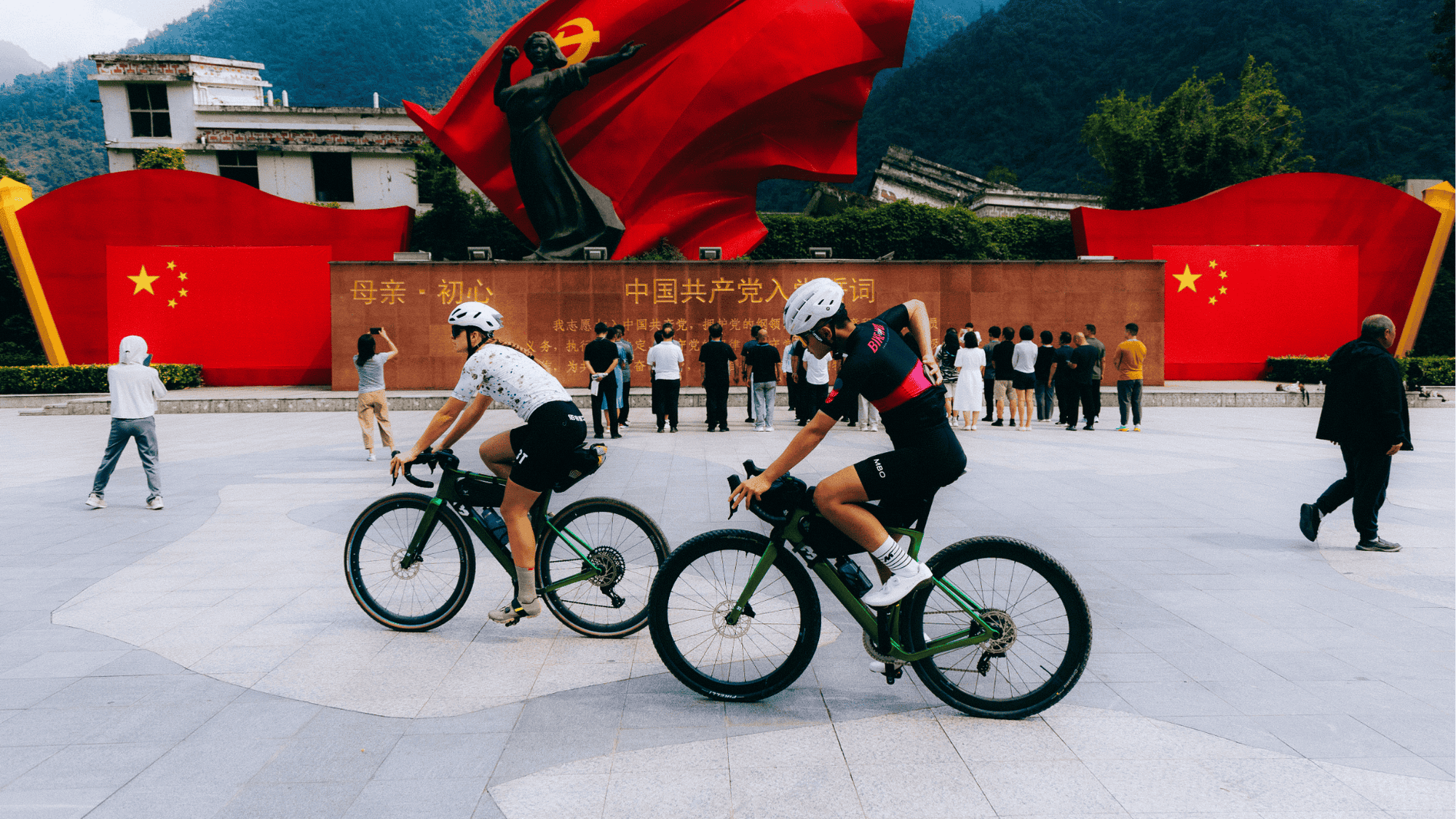 Exploring Sichuan on the 3T Extrema and Racemax Italia