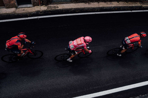 Another day at the Giro d'Italia, another abandon: How will Tao Geoghegan Hart crashing out change the GC race?