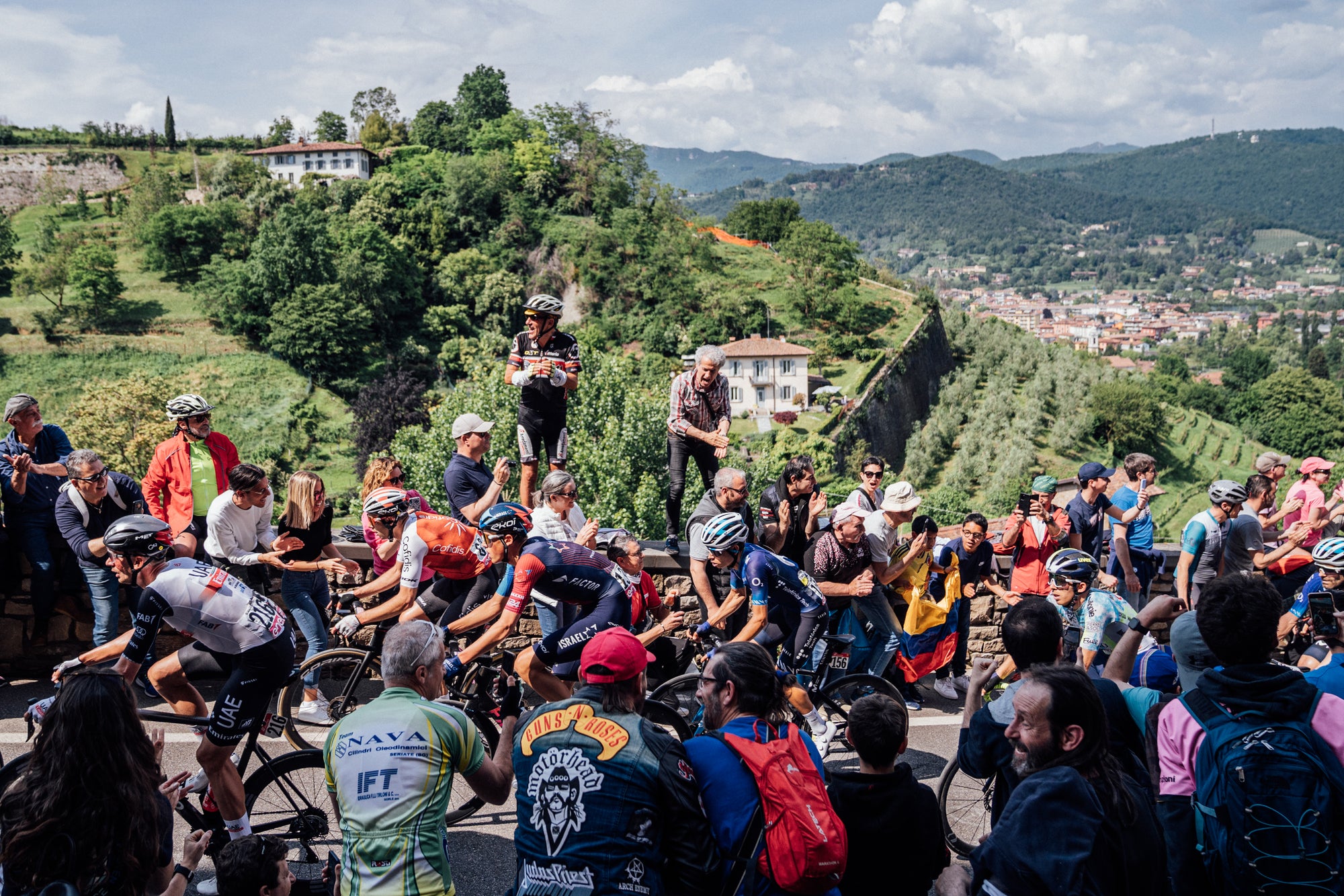 FINALMENTE, SI BALLA | Giro d'Italia 2023