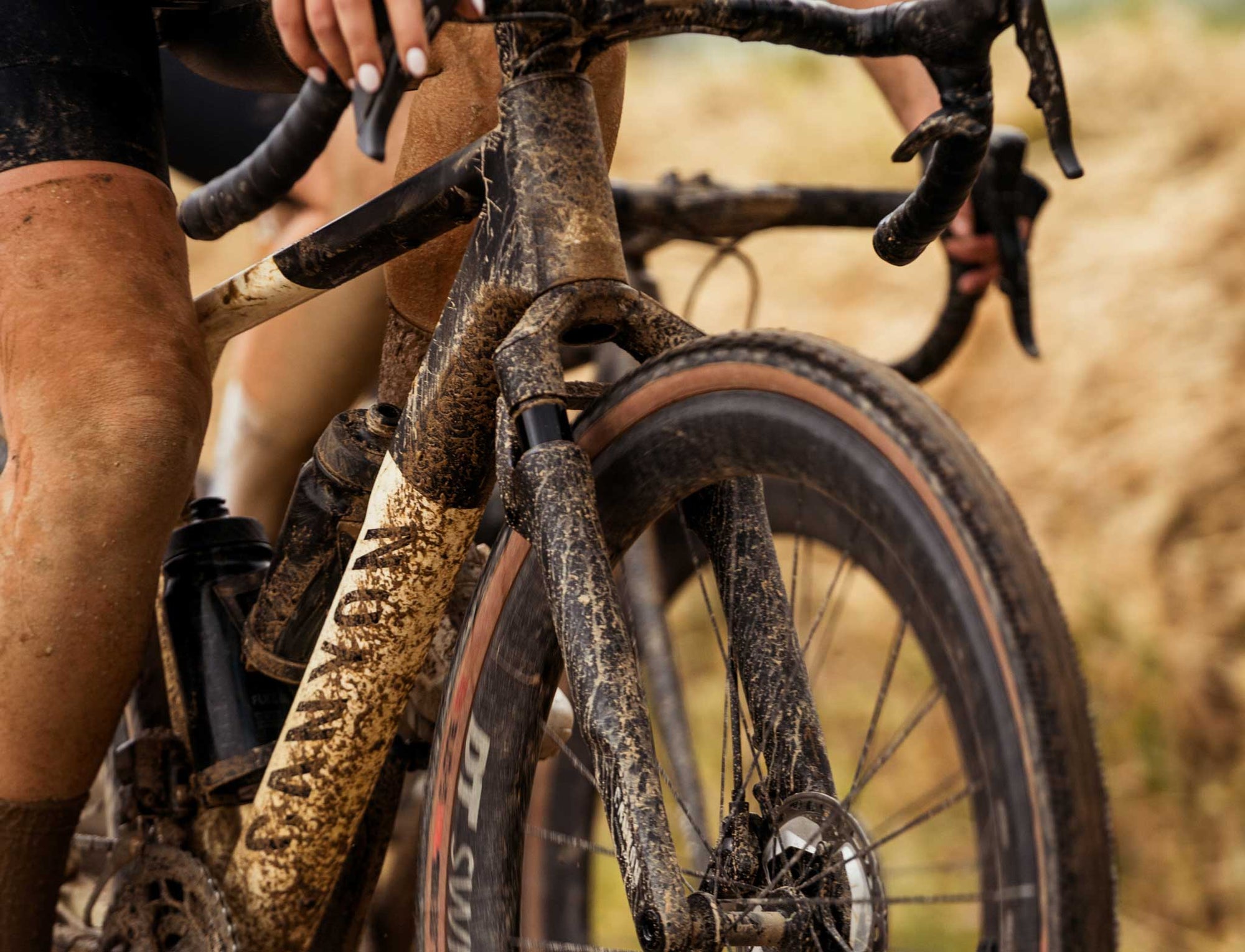 Canyon x DT Swiss gravel suspension fork